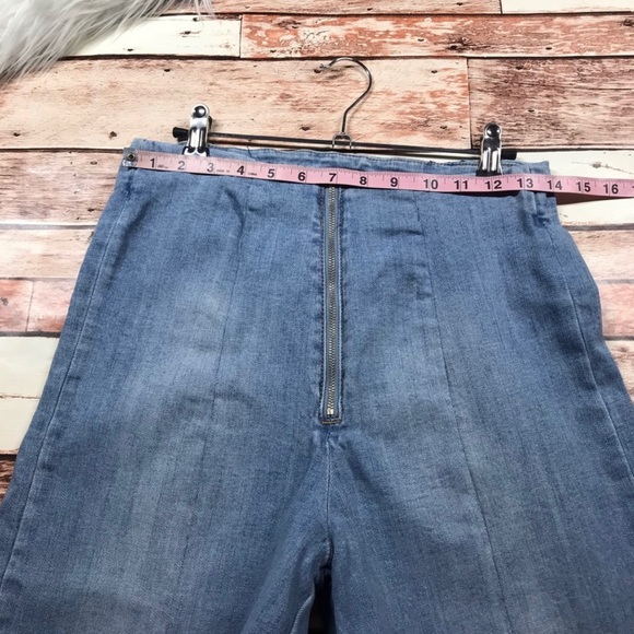 Wide leg high rise jeans with front exposed zipper - Picture 2 of 6